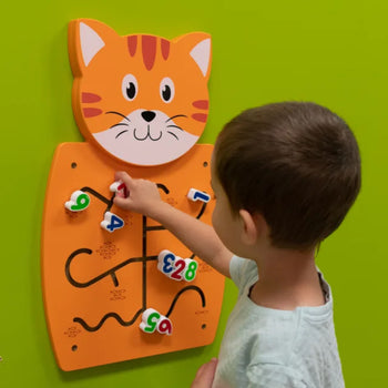 Cat_Activity_Wall_Toy