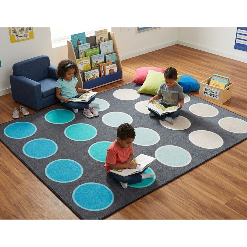 Tranquil_Dots_Reading_Rug