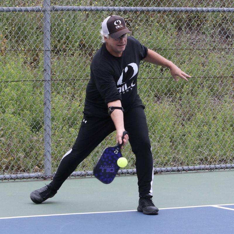 Dill Sports Pickleball Paddle - Returning the Serve